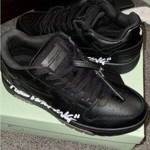 Off-Whites for walking dont wear anymore up for grabs